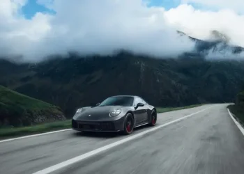 Porsche 911 Carrera 4 GTS Edisi Terbatas Tribute to Transfagarasan Tersedia 10 Unit Global