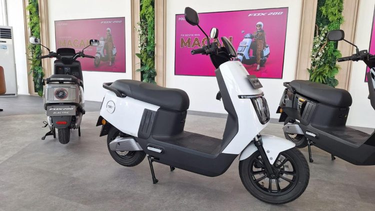Motor Listrik Terbaru Cocok untuk Cewek Harga Cuma Rp 11 Jutaan