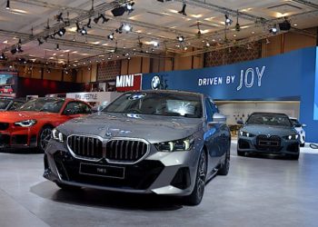 Mengapa Teknologi Lampu Depan Laser Dihentikan? Ini Alasannya