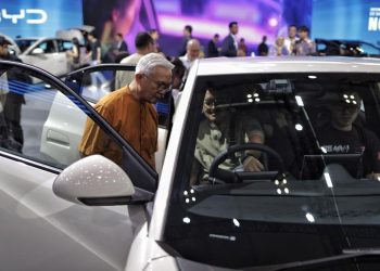 Pengunjung GIIAS 2025 Meningkat, Proyeksi Penurunan Nilai Transaksi