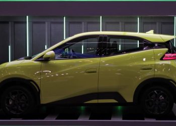 Perbedaan Pendapat BYD dan Honda Tentang Kebutuhan Pembeli Mobil Listrik