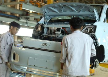Produsen Otomotif Indonesia Tertekan tapi Dilarang Melakukan PHK