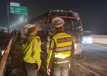 Elf Terbakar di Tol Pandaan-Malang Diduga Karena Korsleting
