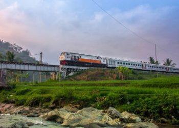 Kolaborasi KAI dan UNS Ajak Generasi Muda Inovasi di Sektor Transportasi