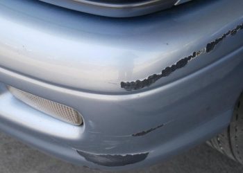 5 Penyebab Warna Cat Mobil Terkelupas yang Perlu Diketahui