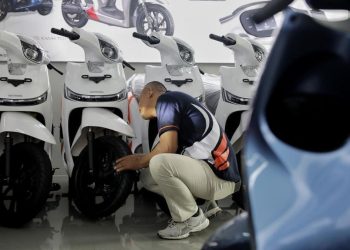 Insentif Motor Listrik dalam Paket Stimulus Ekonomi Kuartal Tiga 2025