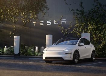 CEO Beli Tesla Model Y untuk Analisis Komponen dan Pengembangan Teknologi