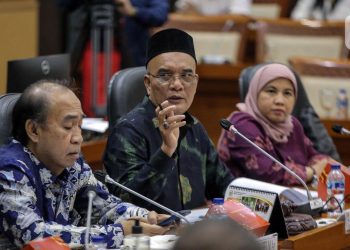 Komisi VIII Soroti Kru Maskapai Haji Berpakaian Tidak Sesuai Syariah