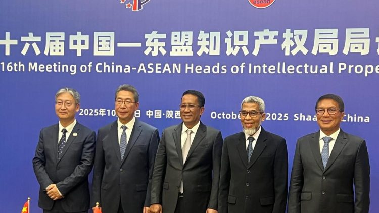 Dukungan Inisiasi RI tentang Royalti, Menkum Supratman Bertemu Perwakilan China-Asean di Xi’an