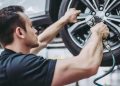 Bahaya Tekanan Ban Mobil Berlebihan yang Perlu Diketahui