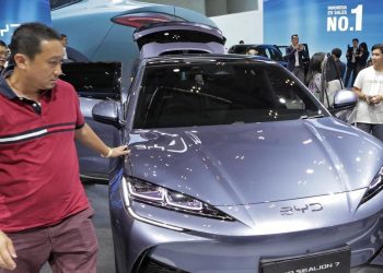 Penjualan Mobil Listrik Ambruk Lebih dari 50 Persen September 2025