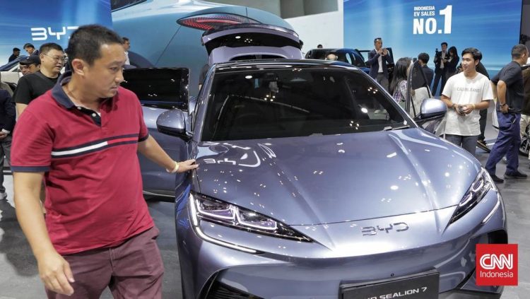 Penjualan Mobil Listrik Ambruk Lebih dari 50 Persen September 2025