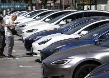 Ekspor Mobil Listrik Diperketat di China Mulai 2026 Setelah Rem Mendadak