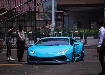 Motor Mobil Mewah Laku Dilelang Negara Dapat Rp9,8 M