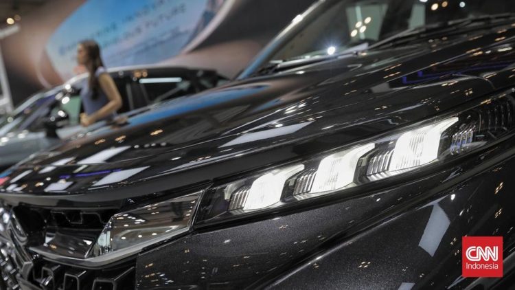 Penjualan Fronx Turun: Suzuki Tetap Menduduki Posisi Teratas