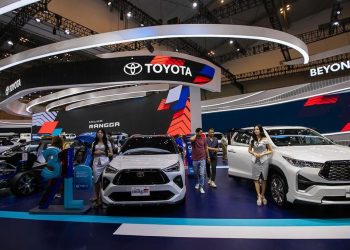 Mobil Toyota Dapat Menggunakan Bahan Bakar Etanol E20 dan Innova Zenix E85