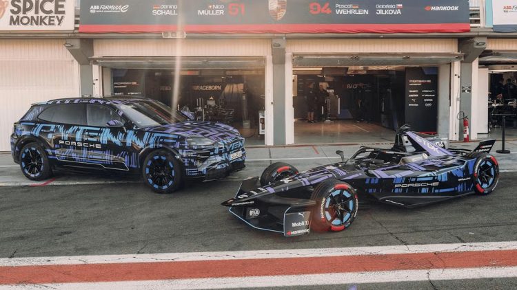 Cayenne Listrik Terbaru Mengadopsi Teknologi Formula E dan Baterai Canggih