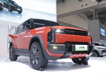 Harga Resmi J6T di GJAW 2025 Mulai Rp5255 Juta Menurut Chery