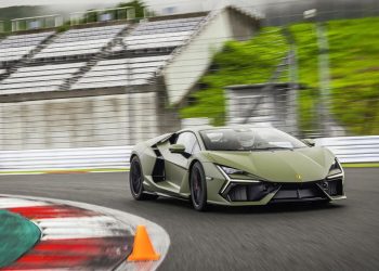 Bocah 9 Tahun Makassar Viral Terima Kado Ultah Mobil Lamborghini 23 Miliar