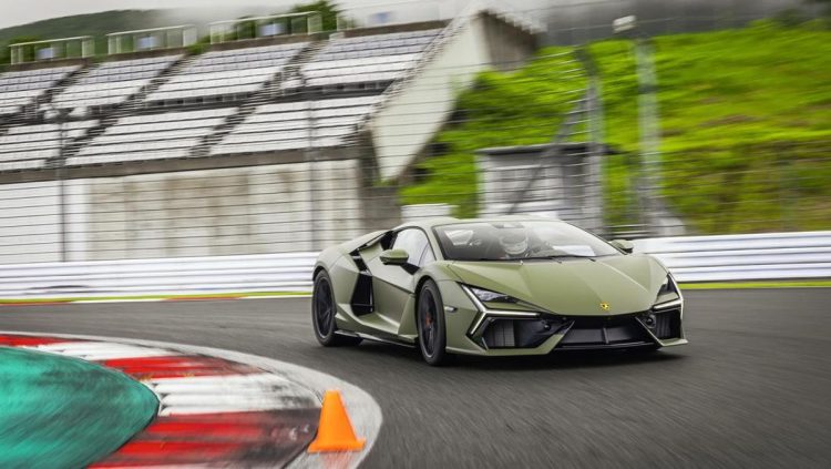 Bocah 9 Tahun Makassar Viral Terima Kado Ultah Mobil Lamborghini 23 Miliar