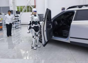 Kunjungan ke Pusat Kecerdasan Buatan AiMOGA