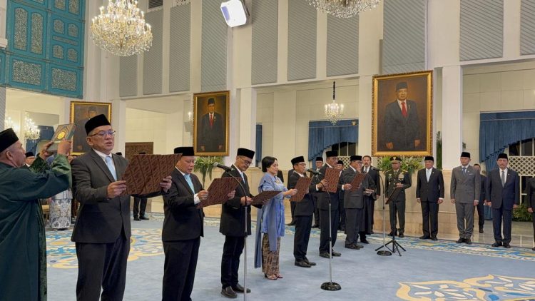 7 Anggota Komisi Yudisial Sumpah Jabatan di Hadapan Prabowo
