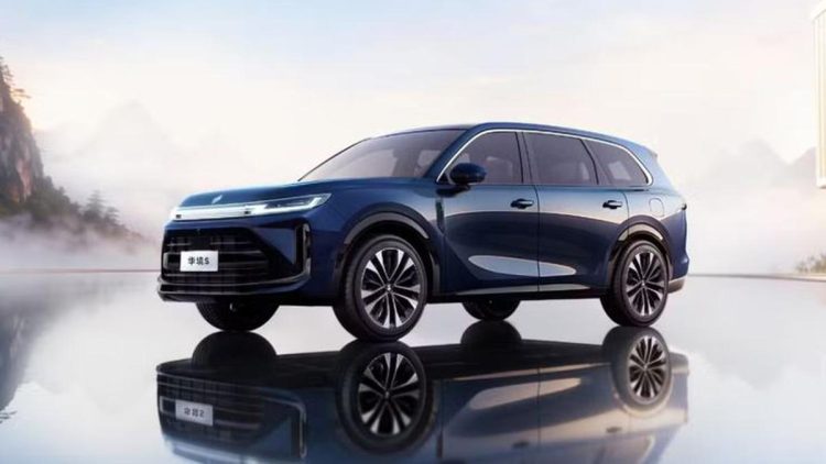 Mobil Kolaborasi Wuling dan Huawei Siap Dipasarkan Semester 1 Tahun 2026