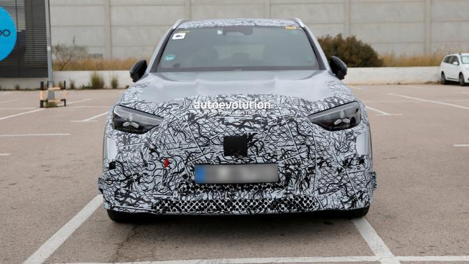 GLC EQ 2027 Tampil Agresif dengan Sorotan Spoiler Belakang Aktif