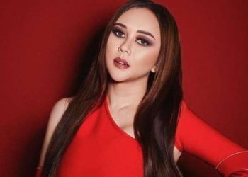 Cerita Aura Kasih Sebelum Terkenal sebagai SPG Dengan Cara Jualan yang Mengagumkan