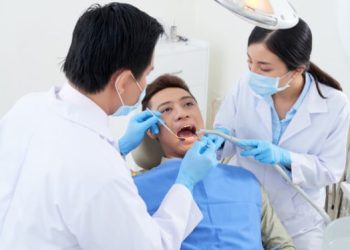 5 Cara Memilih Layanan Kesehatan Gigi Terbaik dari Fasilitas hingga Tenaga Medis