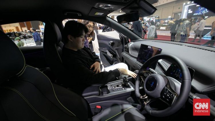 Konsumen Mobil Listrik di Indonesia Bukan Pembeli Pertama Mobil