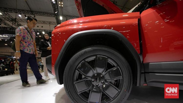 Jawaban Mengenai Penurunan Harga Mobil Listrik Bekas dari China