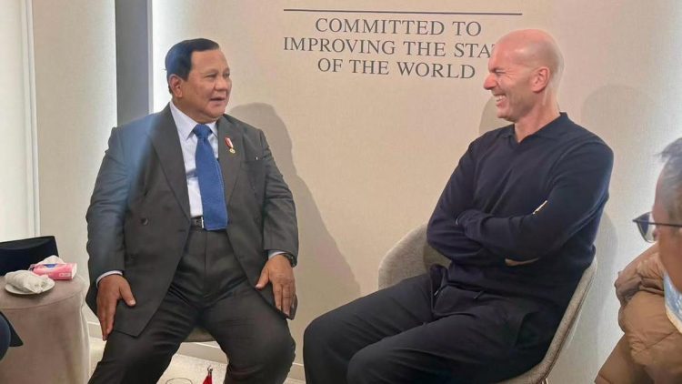 Prabowo Ungkap Rencana Majukan Sepak Bola Indonesia Bersama Zinedine Zidane