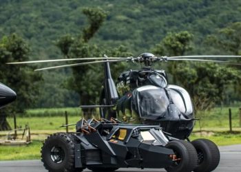 Neymar Tampilkan Batmobile, Helikopter dan Jet Bukan Supercar