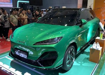 Mobil Listrik Lepas E4 Diuji Coba di Kemayoran, Pre-booking Rp4 Juta