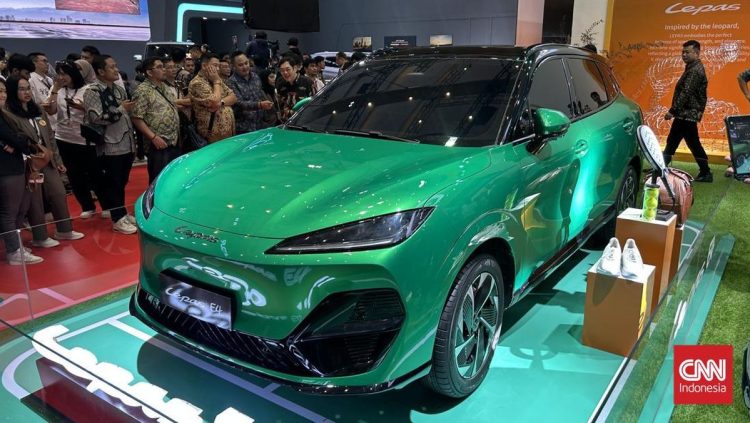 Mobil Listrik Lepas E4 Diuji Coba di Kemayoran, Pre-booking Rp4 Juta
